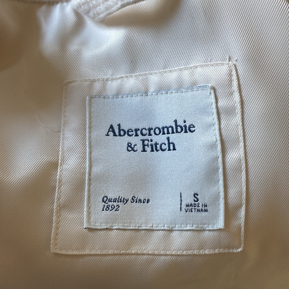 Abercrombie & Fitch Ivory Shirt/Jacket - Picture 8 of 8